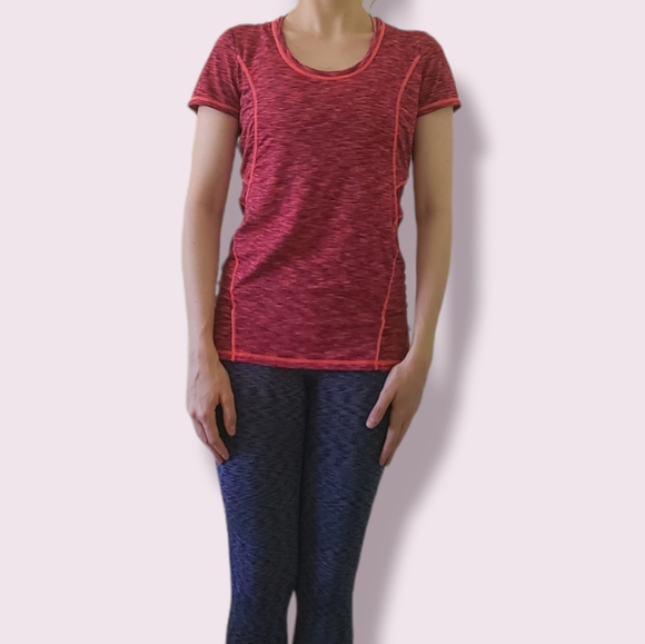 Athleta womens ruched athletic t-shirt, pink space dye stretch. Size Small - Picture 4 of 6